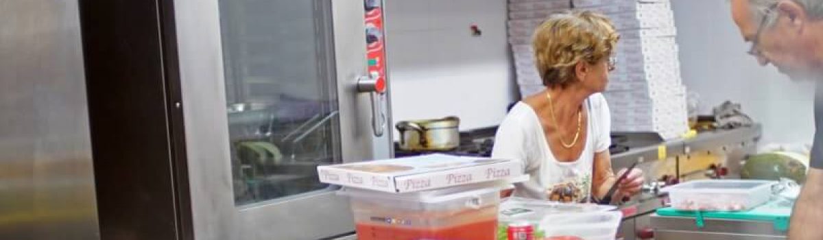 Ordina tramite Whatsapp la miglior pizza da asporto di Villasimius | Casameloni Pizza e Grill